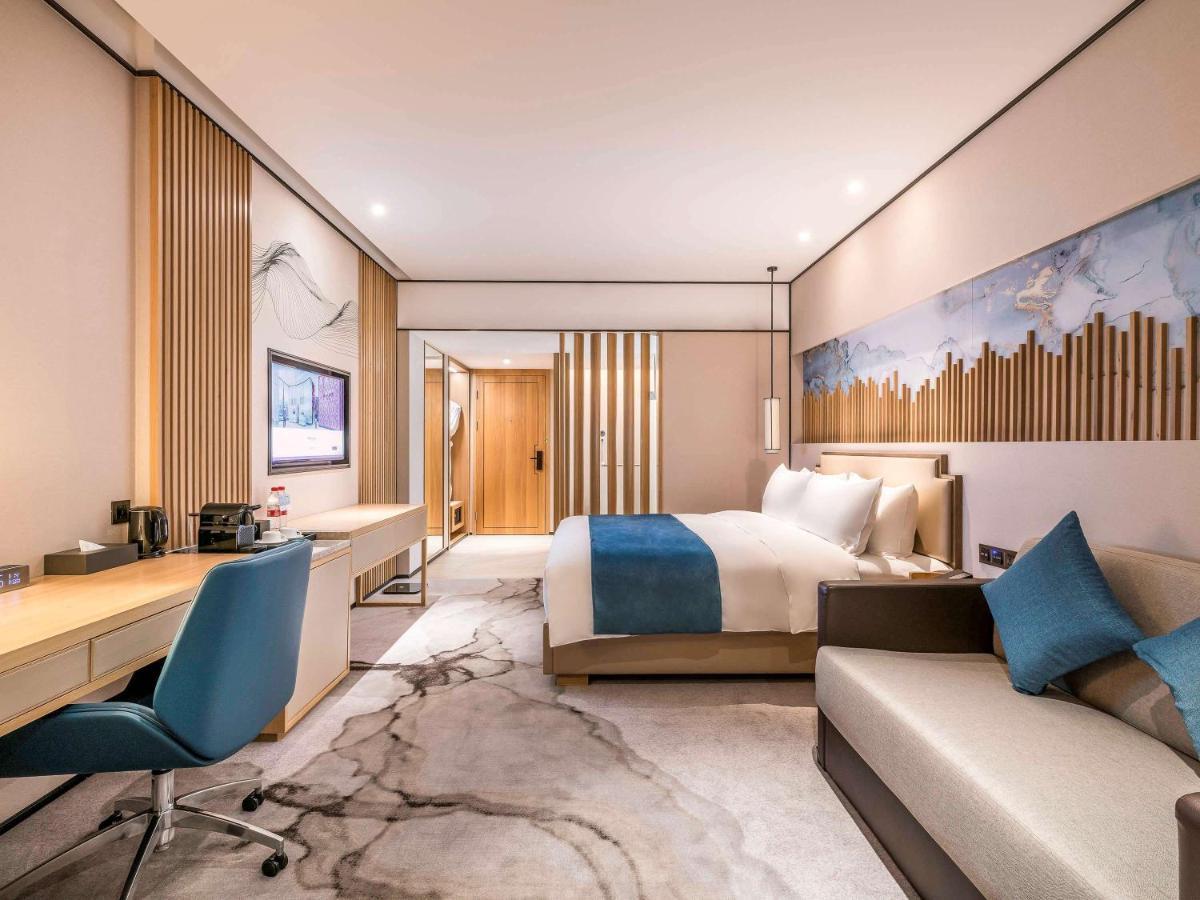 Mercure Chengdu Huapaifang Экстерьер фото