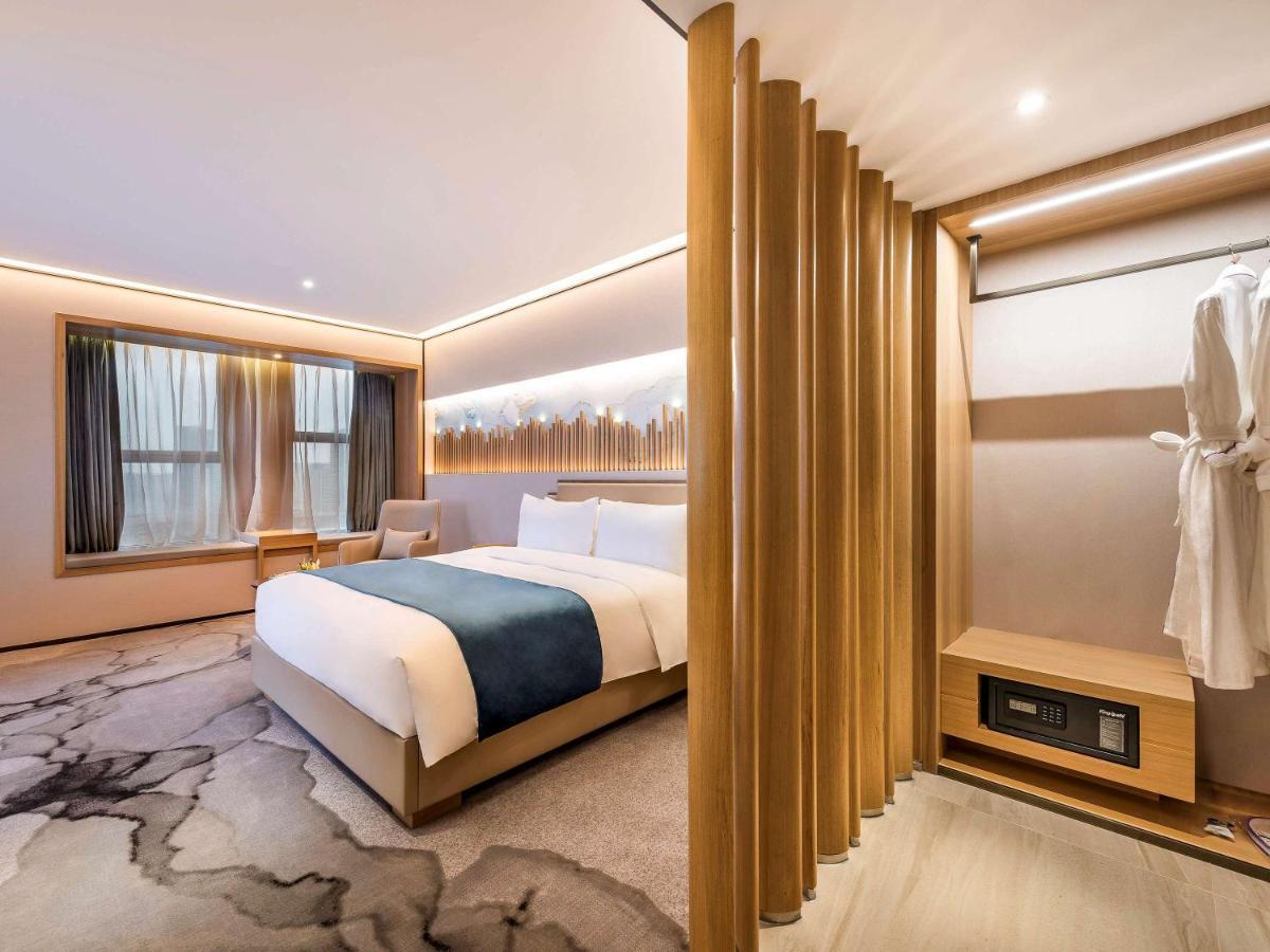 Mercure Chengdu Huapaifang Экстерьер фото