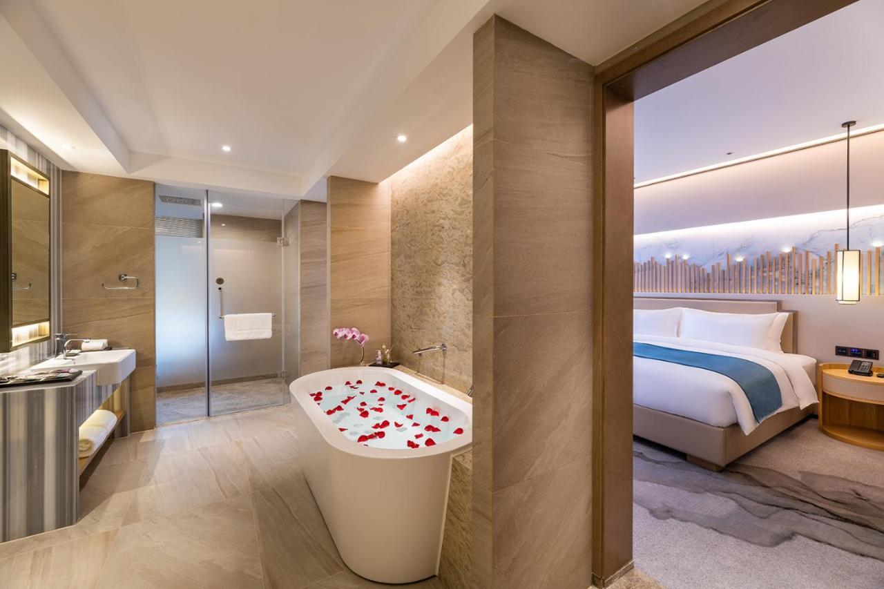 Mercure Chengdu Huapaifang Экстерьер фото