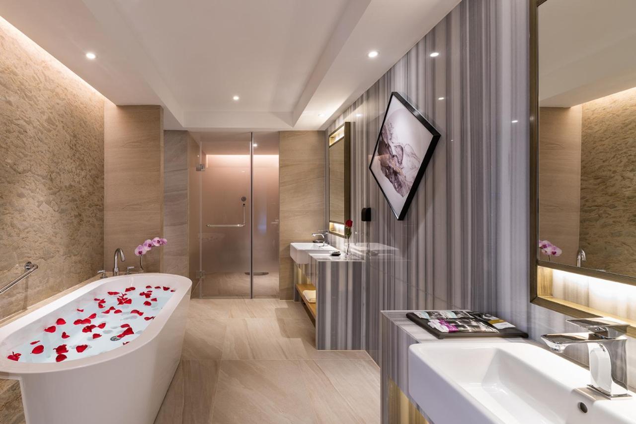 Mercure Chengdu Huapaifang Экстерьер фото